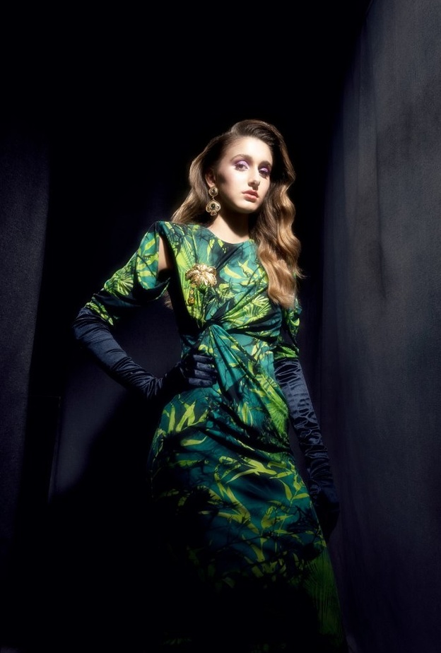 الإطلالة الأولى 