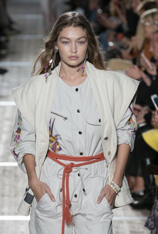 اكسسوارات الحزام على شكل الحبل احدث موضة في صيف 2020 من Isabel Marant