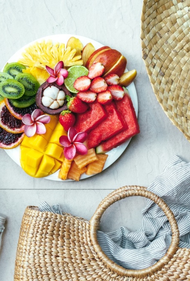 فواكه صيفية لتعزيز الصحة وترطيب الجسم