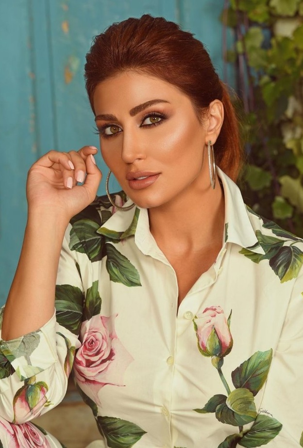 هبة نور في البرنامج 