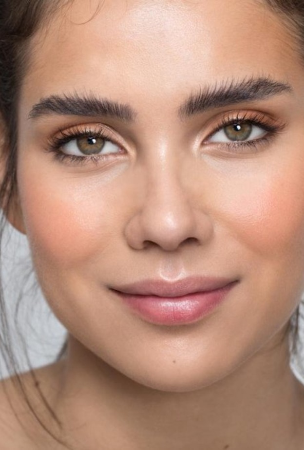 افضل 4 خلطات لتكبير الشفايف وتوريدها دون اللجوء لعمليات التجميل