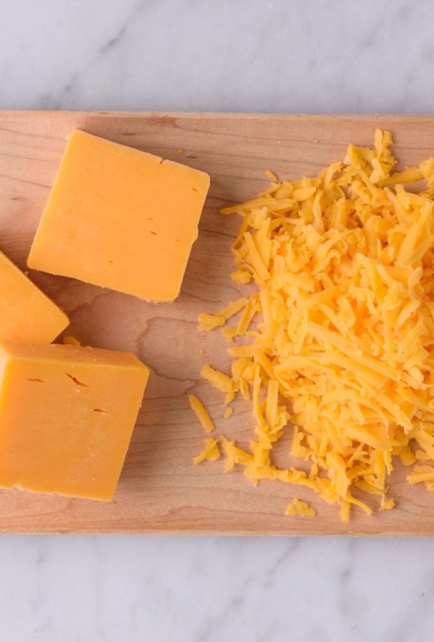  فوائد جبن الشيدر الصحية