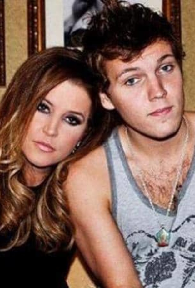 حفيد الفيس بريسلي 