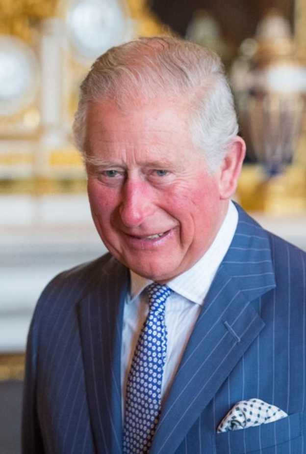  الأمير تشارلز يثق بشقيقته إلى أبعد الحدود