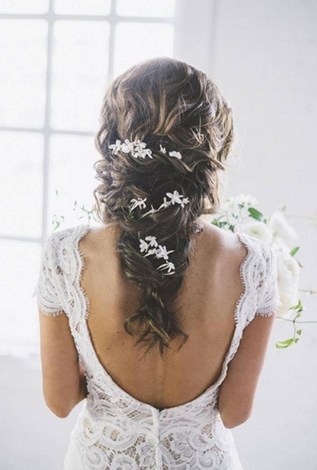  استوحي من زهرة الياسمين لاطلالتك يوم فرحك