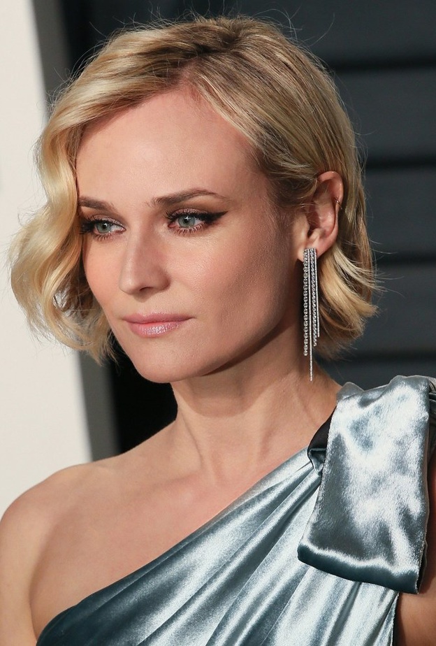 ديان كروغر Diane Kruger بالشعر الكاريه القصير