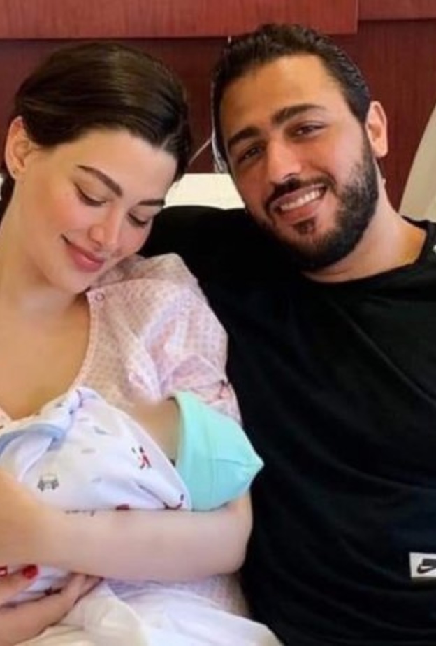 روان بن حسين وزوجها 