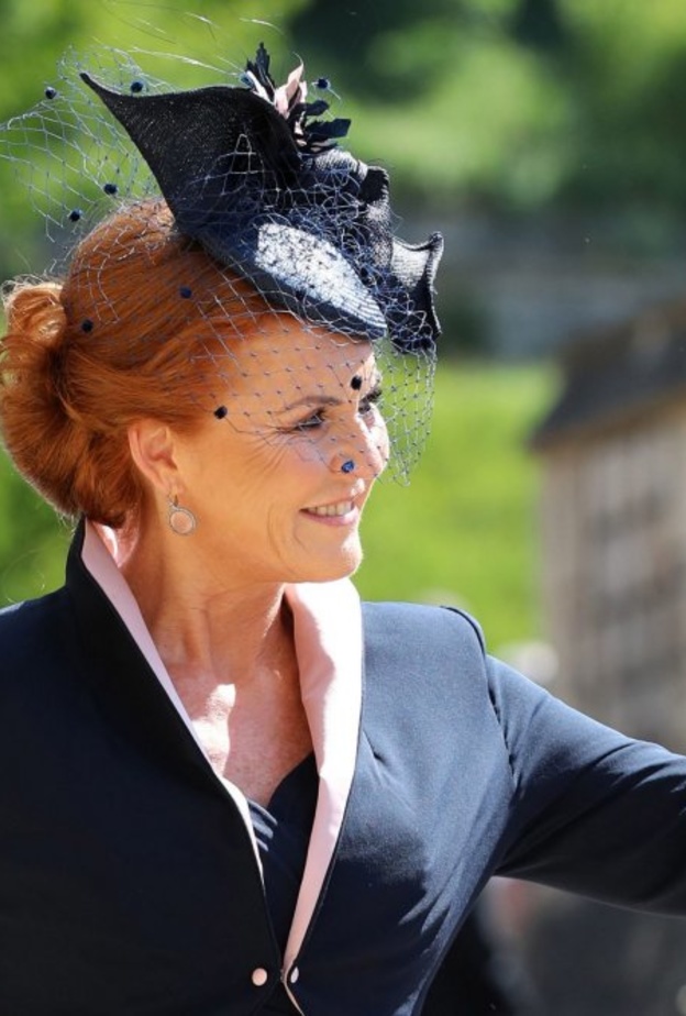 دوقة يورك تتلقى التهاني بزواج الأميرة بياتريس