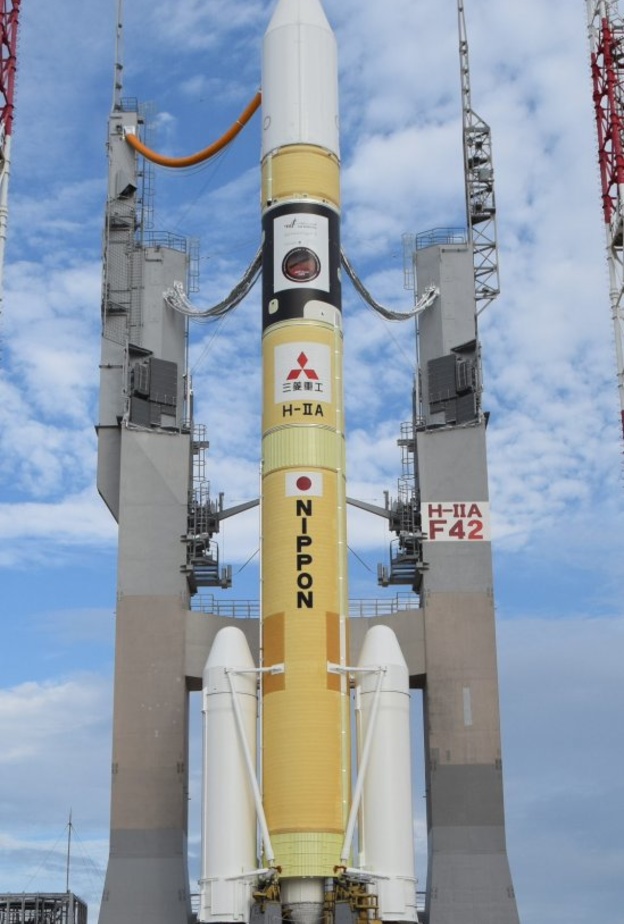 مسبار الأمل الإماراتي يبدأ رحلته التاريخية إلى كوكب المريخ