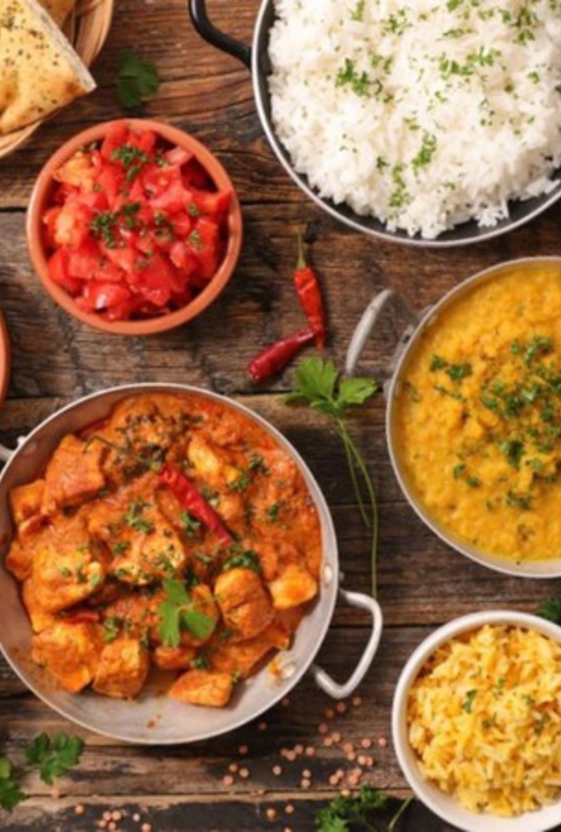 قصة عشق تجمع بين بعض الابراج مع الأكل