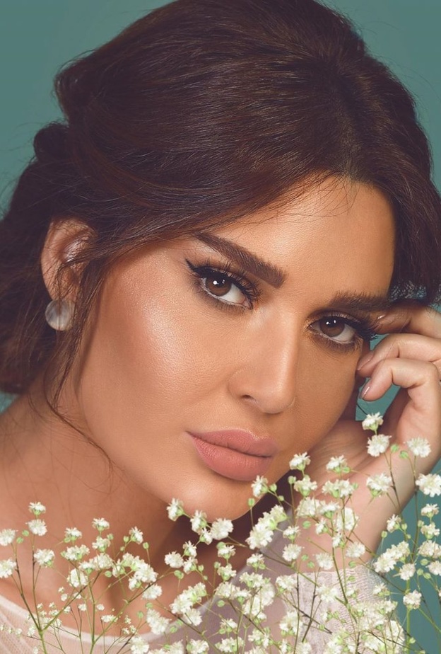  اجدد رسمات ايلاينر سوداء رفيعة لعيد الاضحى 2020 بأسلوب سيرين عبد النور