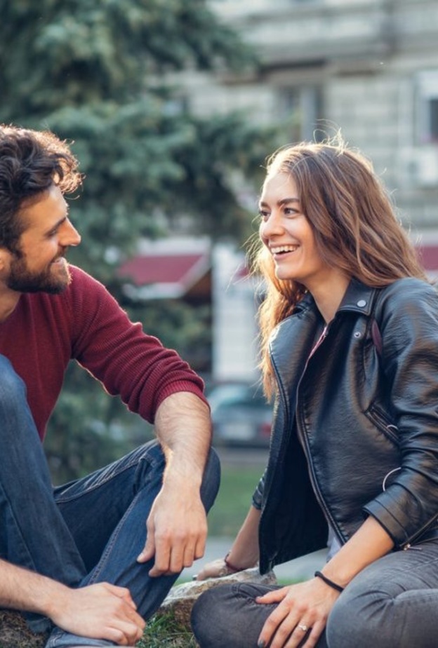 أكثر 5 تصرفات تكشف الرجل اللعوب