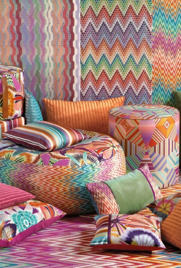 مقاعد ملونة بتوقيع ميسوني missoni