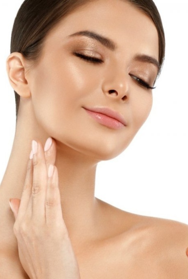 اعتمدي زيت الجوجوبا لبشرة أكثر رطوبة