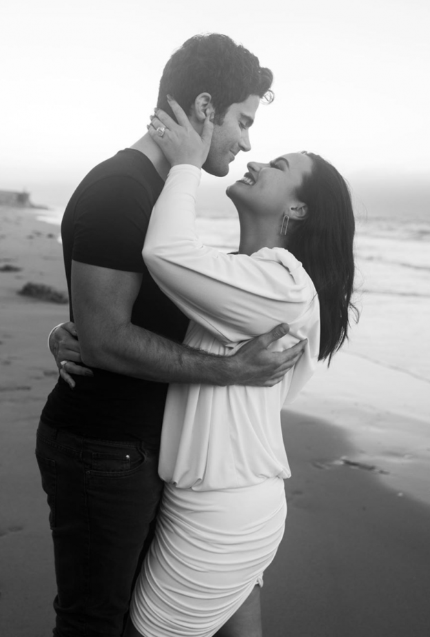 ديمي لوفاتو و ماكس إيريك 