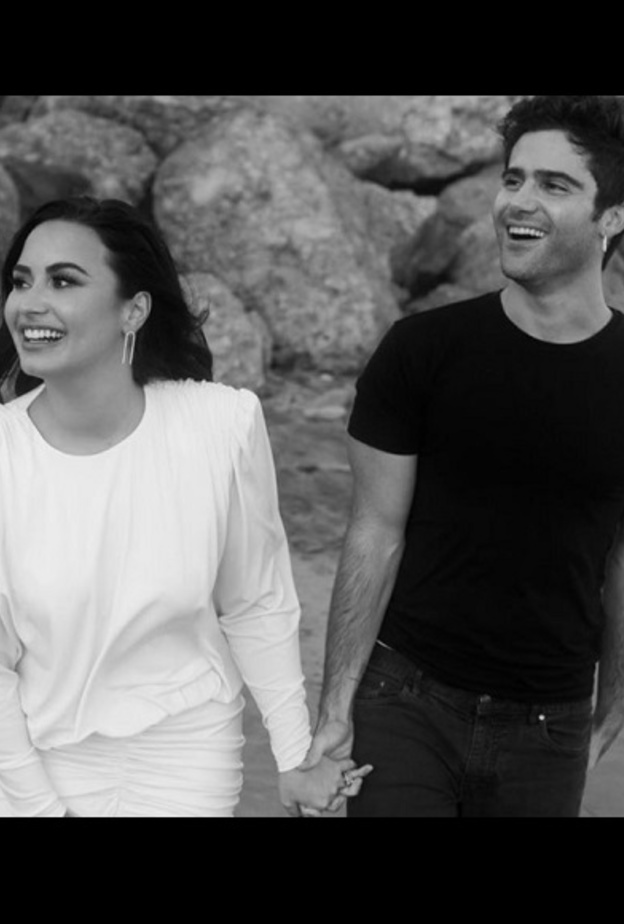 ديمي لوفاتو وماكس إهريش في ماليبو