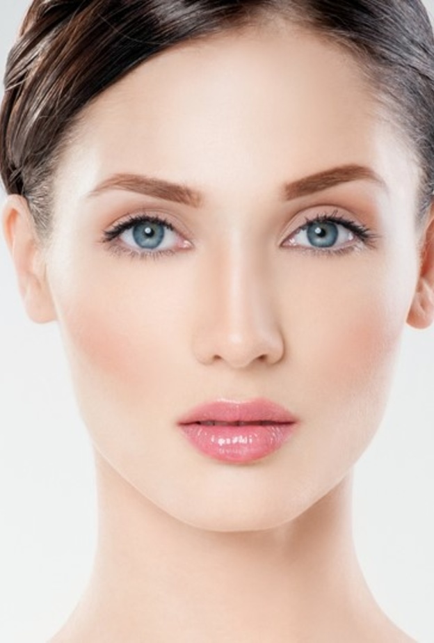 ماسكات الفراولة لبشرة مشرقة في عيد الأضحى 2020