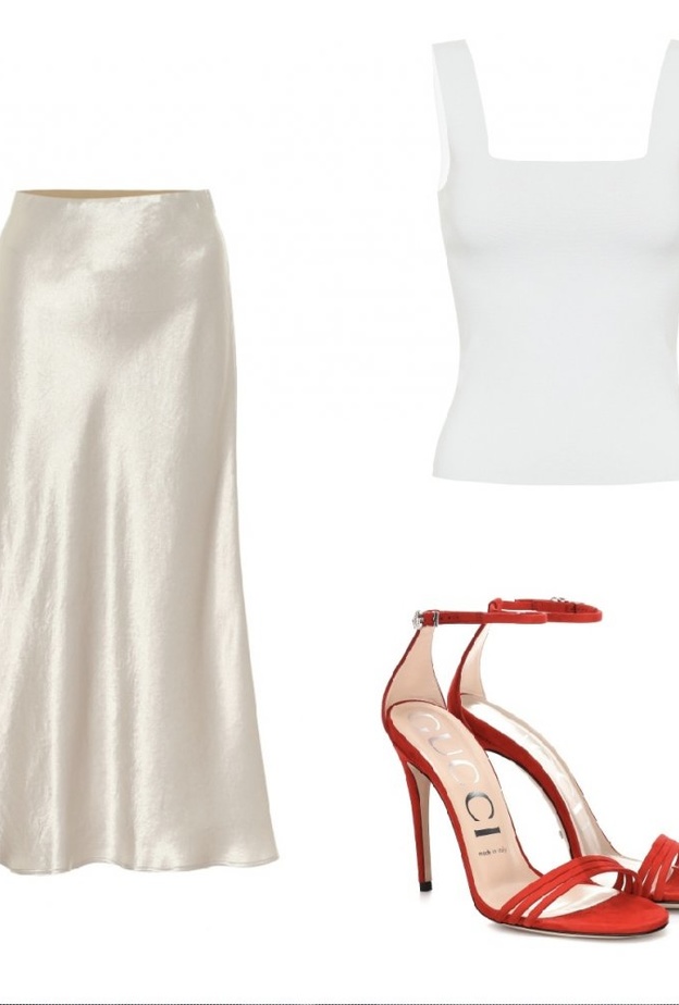 تنسيق أنثوي في الصندل الأحمر