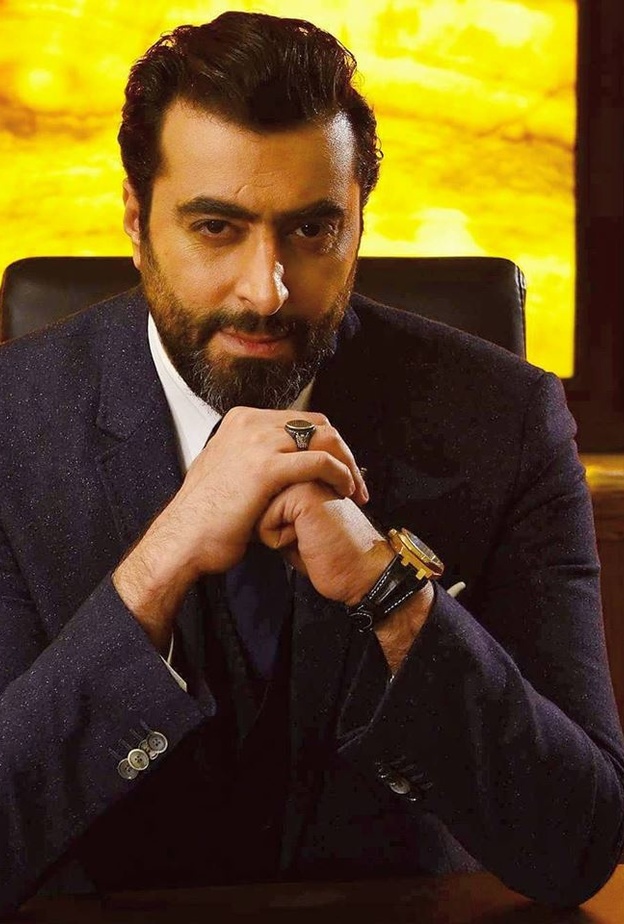 النجوم ينعون الطبيب محمد مشالي