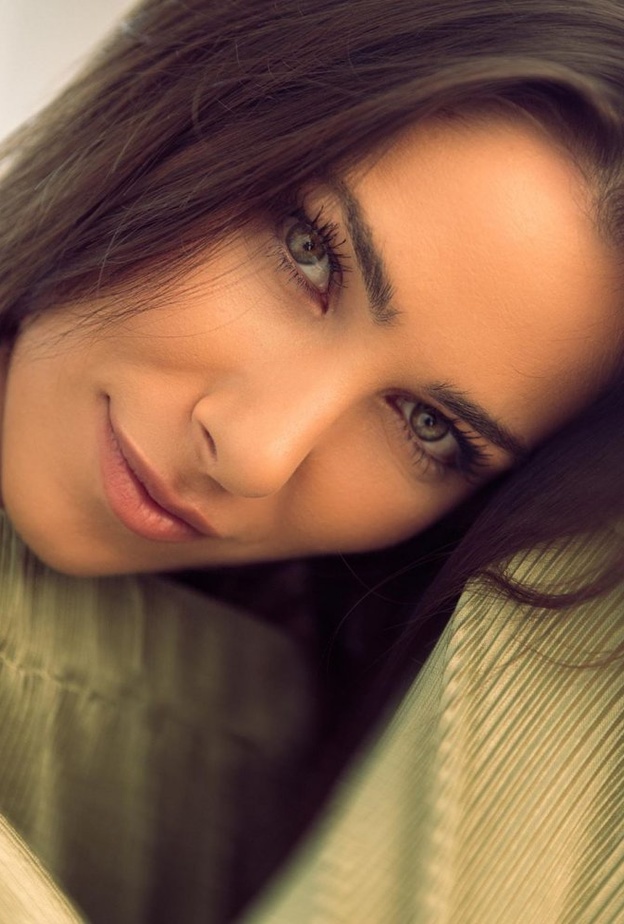 مكياج صيفي ناعم بأسلوب دانيلا رحمة