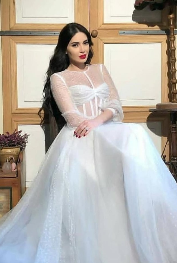  سيرين عبد النور بفستان من انطوان قارح