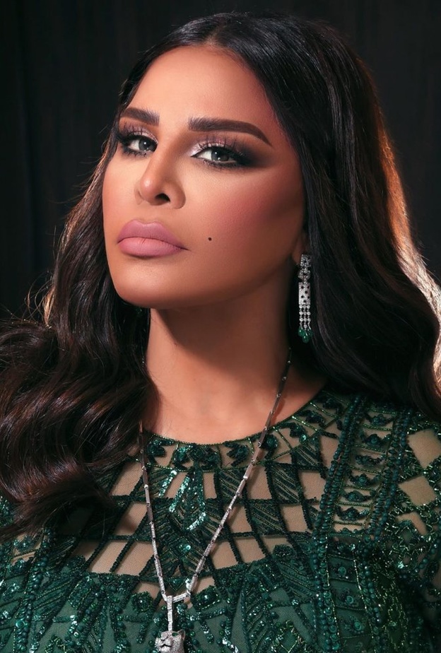 الفنانة أحلام تعايد الجمهور في عيد الاضحى 2020