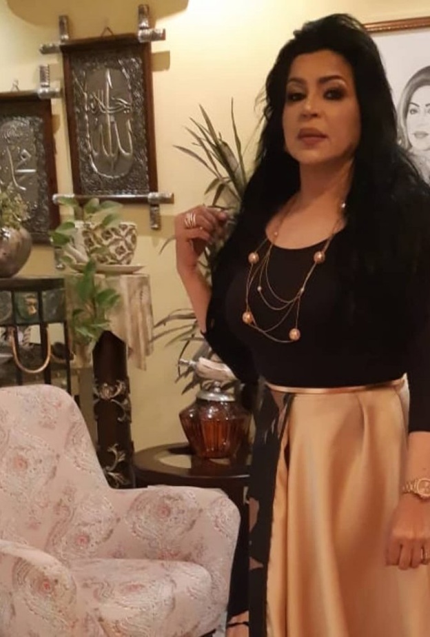 الفنانة فخرية خميس