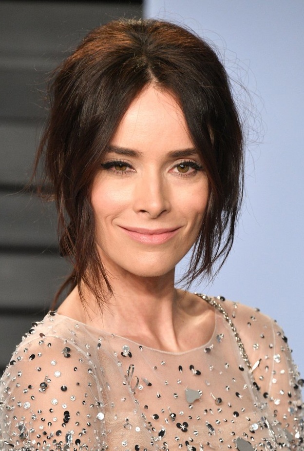 تسريحات شعر بأسلوب Abigail Spencer