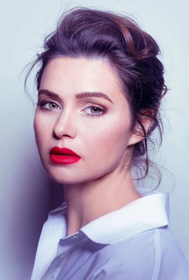 يسرا اللوزي من مواليد الاسد