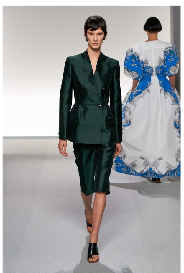 البدلة الشورت