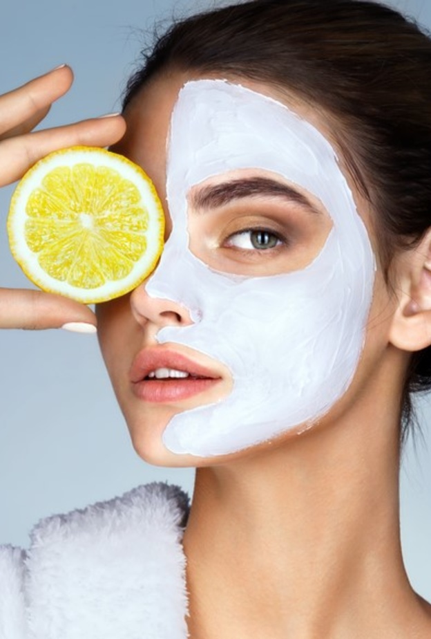 ماسكات طبيعية لحماية البشرة قبل التعرض لأشعة الشمس