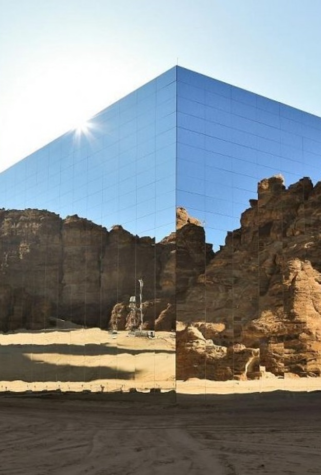 مسرح مرايا في العلا يفوز بجائزة Architizer Award المرموقة