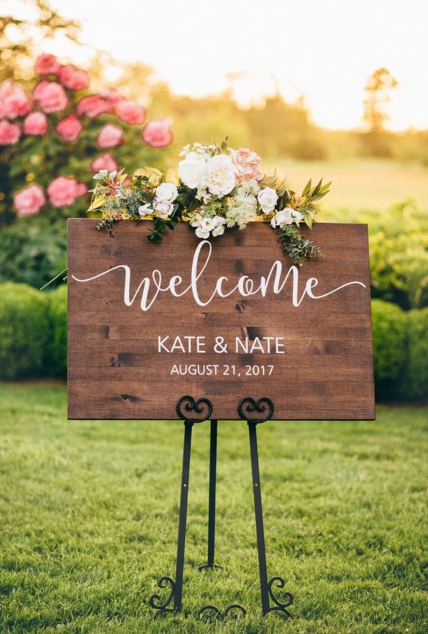 أفكار لافتات زفاف مميزة و مرحة لصيف 2020