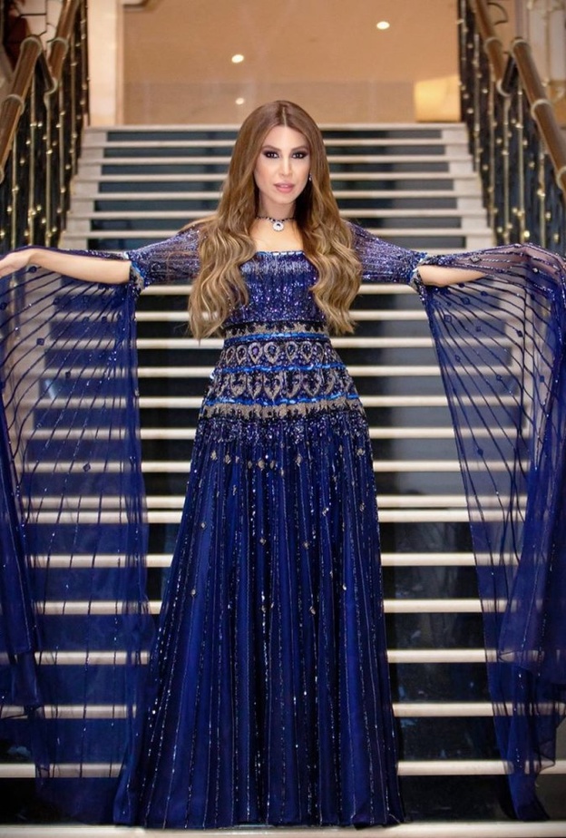 فساتين خطوبة ناعمة 