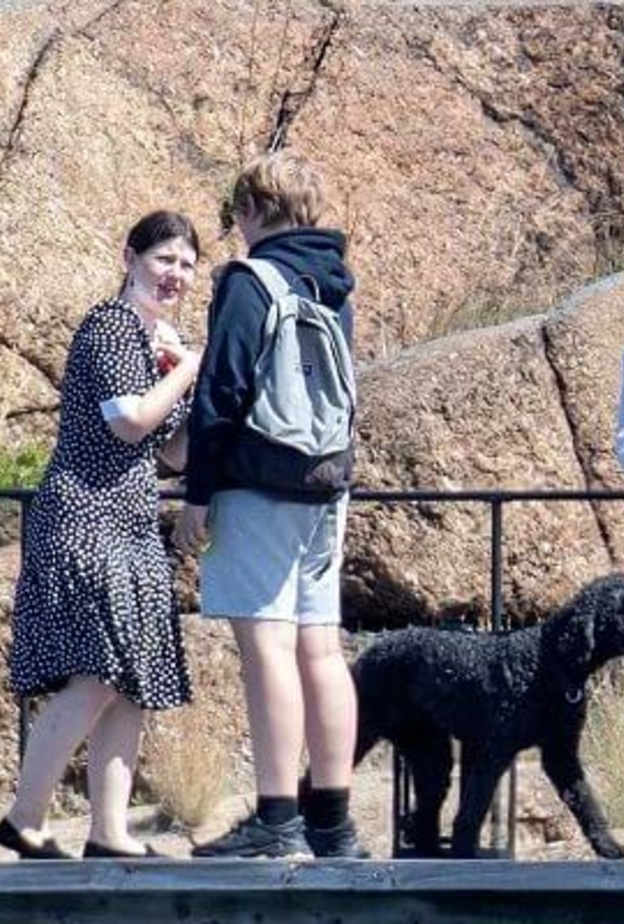  اجتمعت العائلة المالكة النرويجية في ماغيرو Mågerø لقضاء العطلة الصيفية لعام 2020