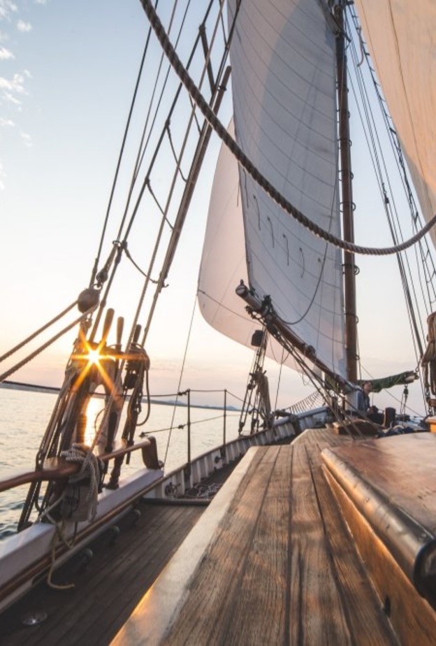  افضل مواقع لممارسة الابحار - Bobby Burch