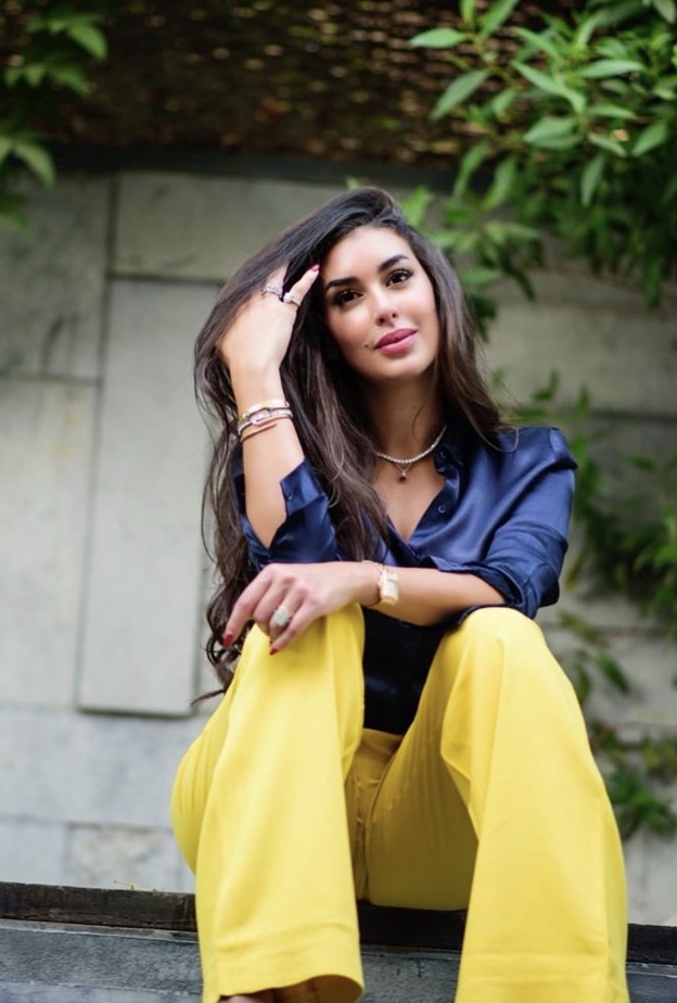 أحدث إطلالات ياسمين صبري المزينة بألوان الصيف المرحة