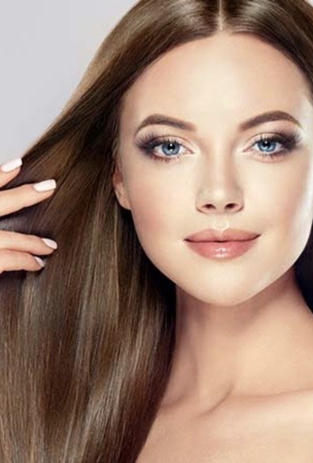 اعتني بشعرك في الصيف بخلطة خل التفاح لطلة مميزة