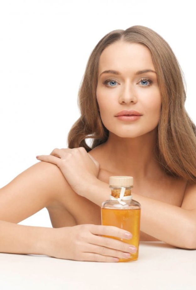 خلطة العسل وزيت الزيتون لبشرة نضرة