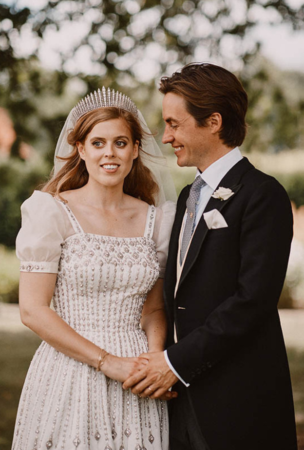 من هن سيدات العائلة المالكة البريطانية اللاتي تزين بتاج الملكة ماري تيك؟