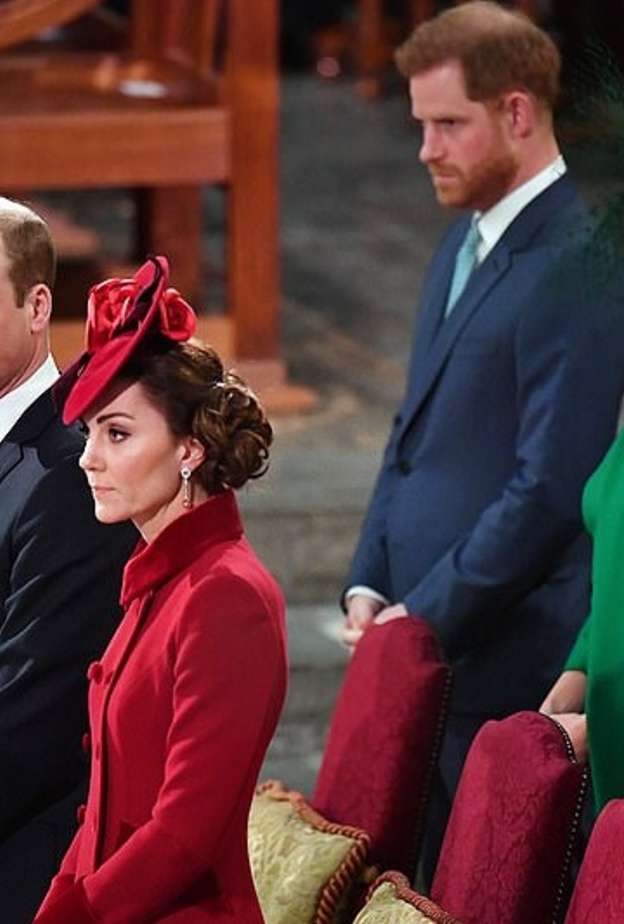 الأمير وليام والأمير هاري مع كيت وميغان