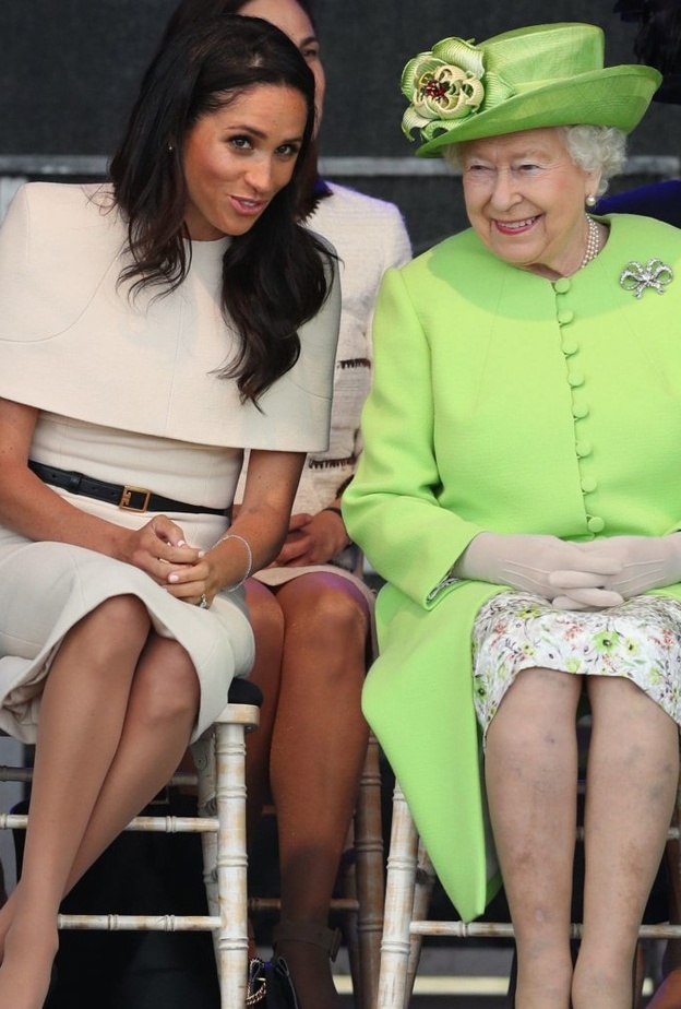  لقاء الملكة وميغان ماركل الأول استمر ساعة و10 دقائق