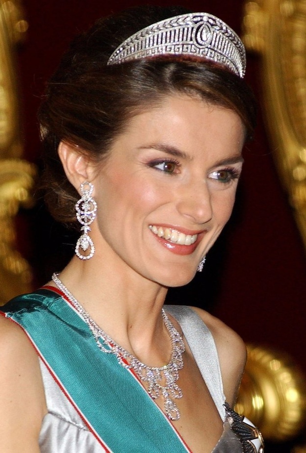 حكاية تاج مملكة بروسيا الذي أصبح من القطع المفضلة للعائلة المالكة الإسبانية