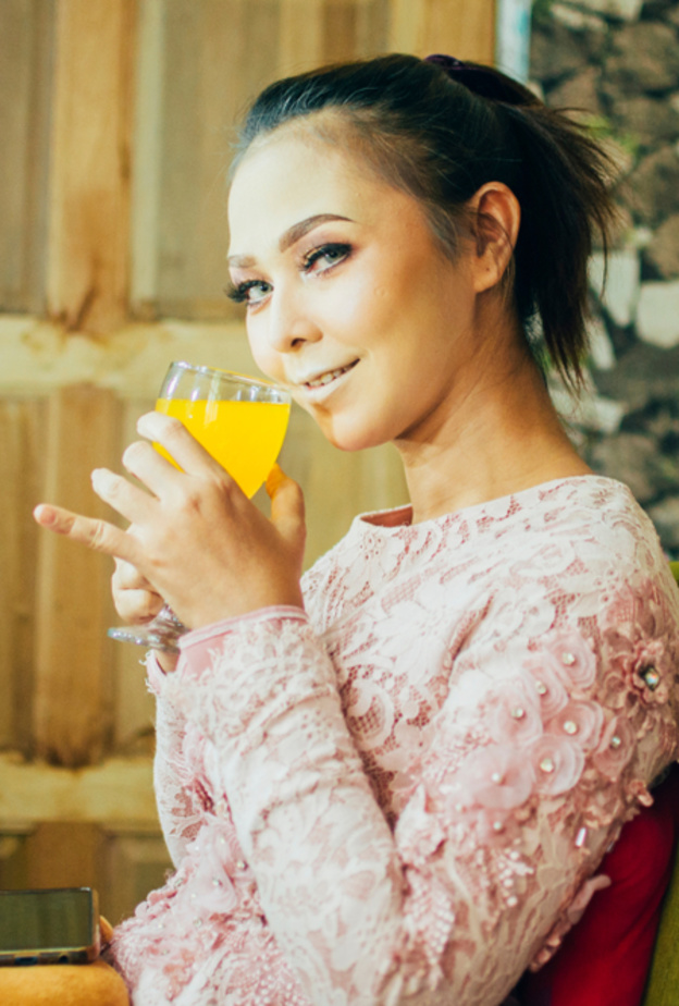 مشروبات لنضارة وجه العروس قبل الزفاف