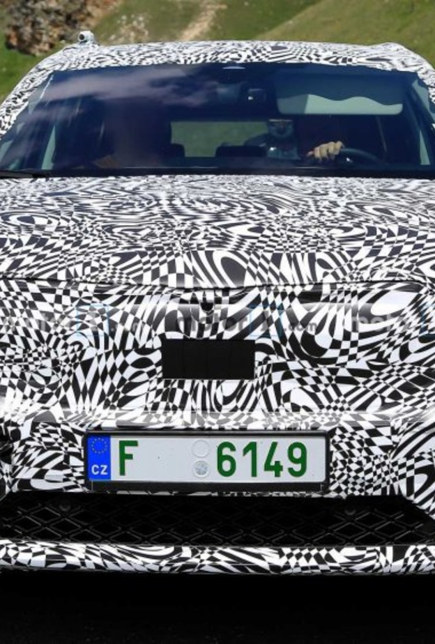 سكودا تروج لسيارتها الجديدة Enyaq iV