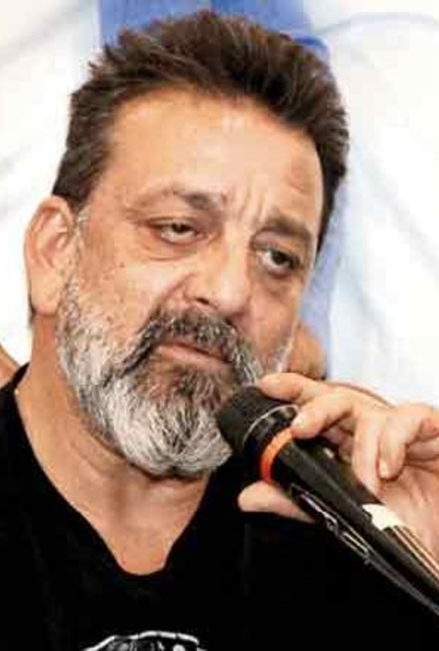 مشاهير يتمنون الشفاء لسانجاي