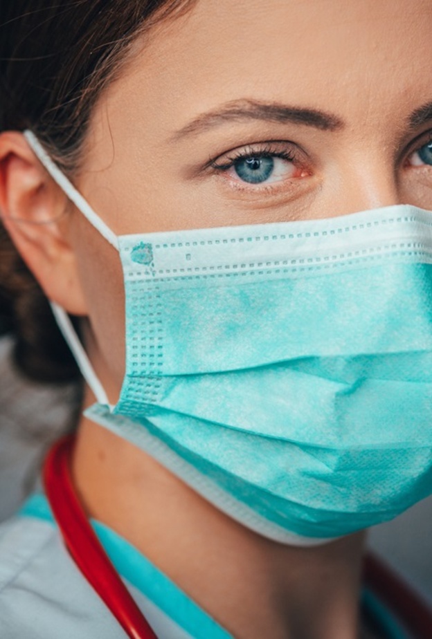 رصد اعراض كورونا يساعد على التشخيص المبكر والعلاج