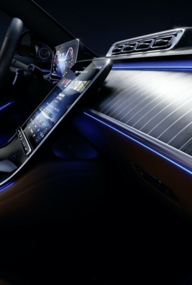 سيارة Mercedes-Benz S-Class