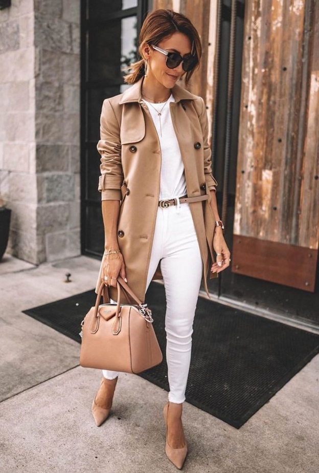 نسقي موديلات حقائب نسائية فخمة بدرجات حيادية مع اطلالات العمل