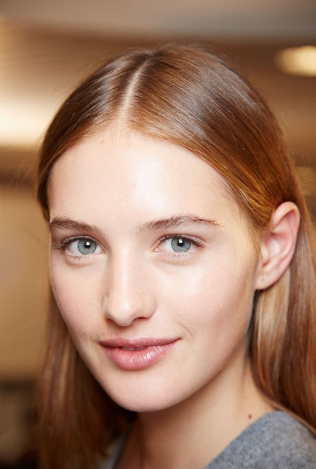 تعلمي طريقة تطبيق المكياج الطبيعي